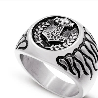 Vintage Viking Rune Signet Scandinavn Rings for Men Domineering Punk Nordic Amulet Jewelry Wholesale